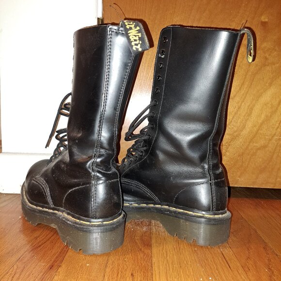 Genuine leather 14 eyelet black Doc Martens - Picture 3 of 7